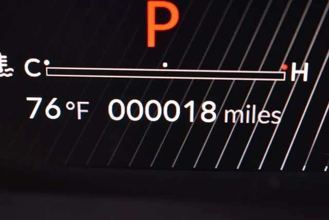 New 2026 Platinum White Pearl Acura Advance Package image 18