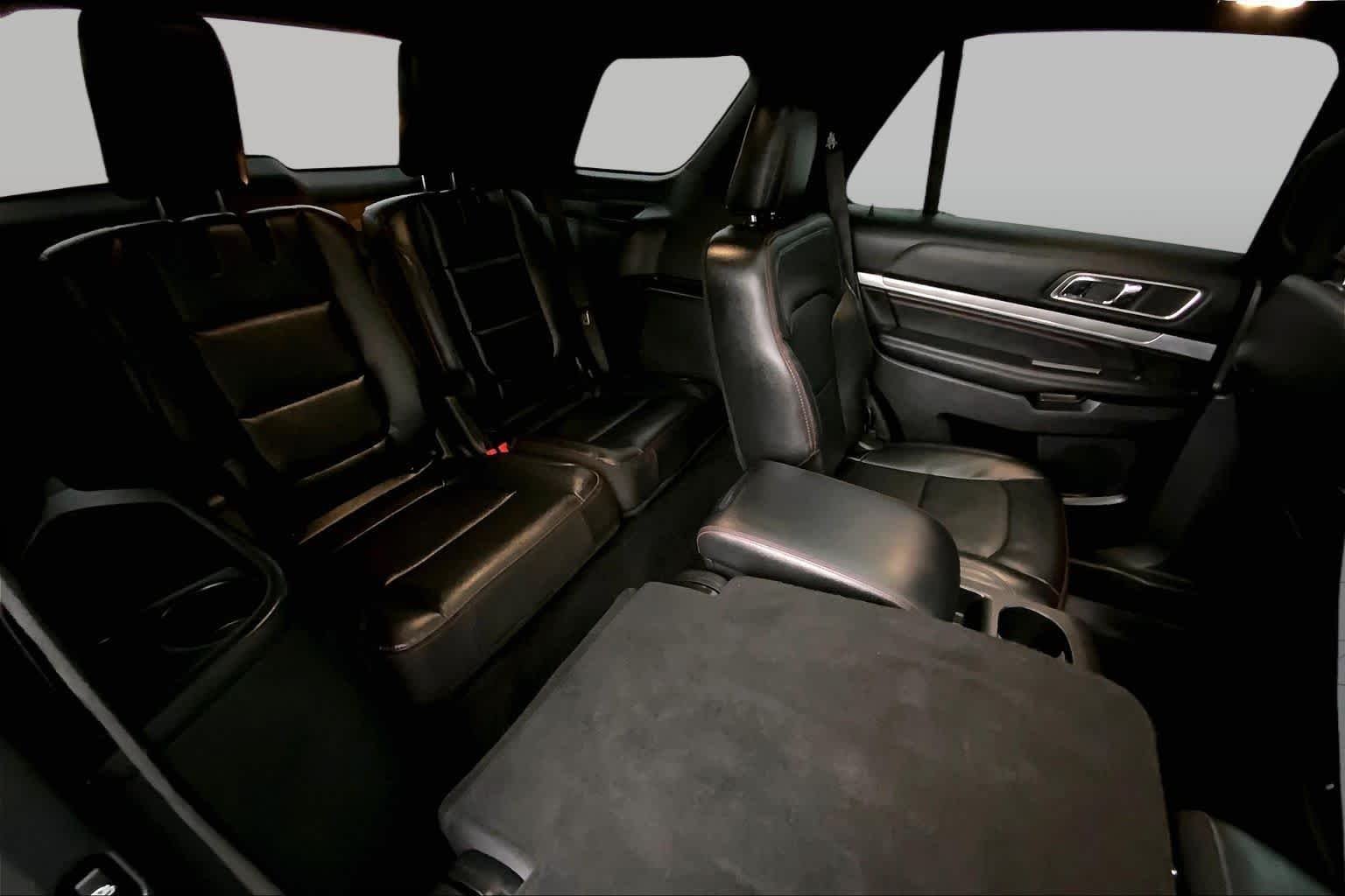 Used 2019 Magnetic Metallic Ford Sport image 18