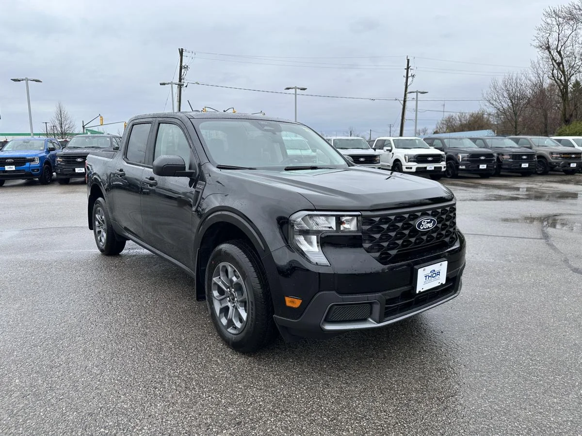 New 2026 Black Ford XLT image 3