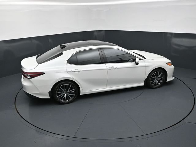 Used 2023 Beige Toyota XLE image 18