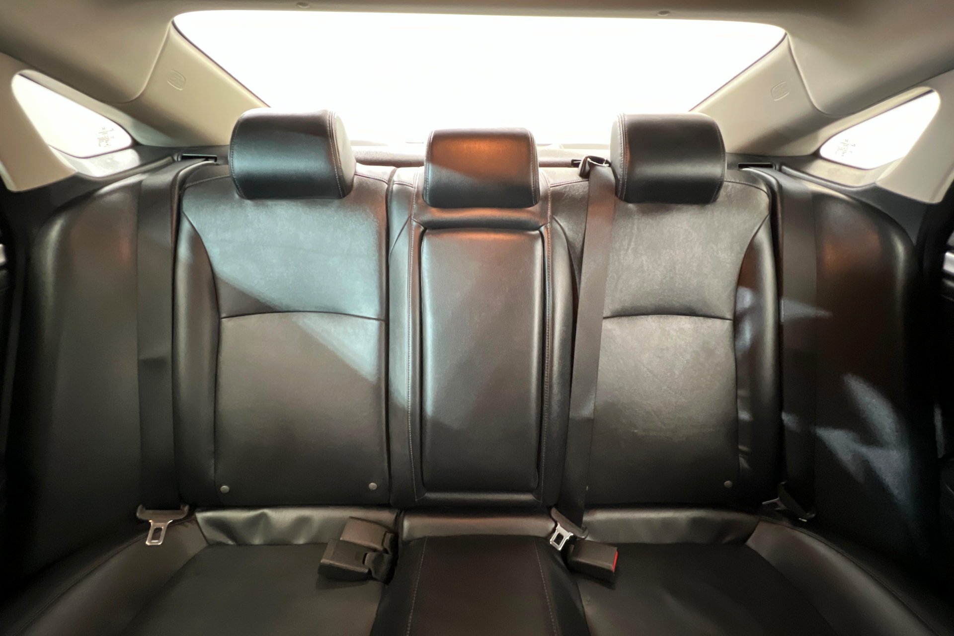 Used 2021 Red Honda EX-L image 25