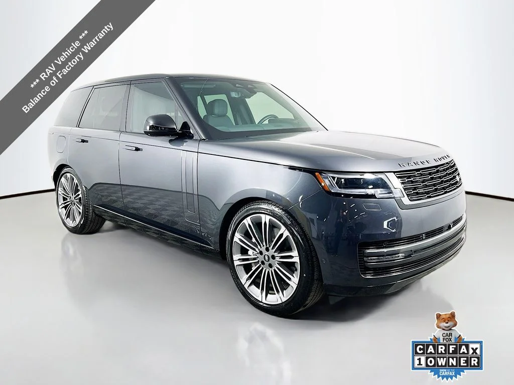 Used 2024 Carpathian Gray Premium Metallic Land Rover SE image 3