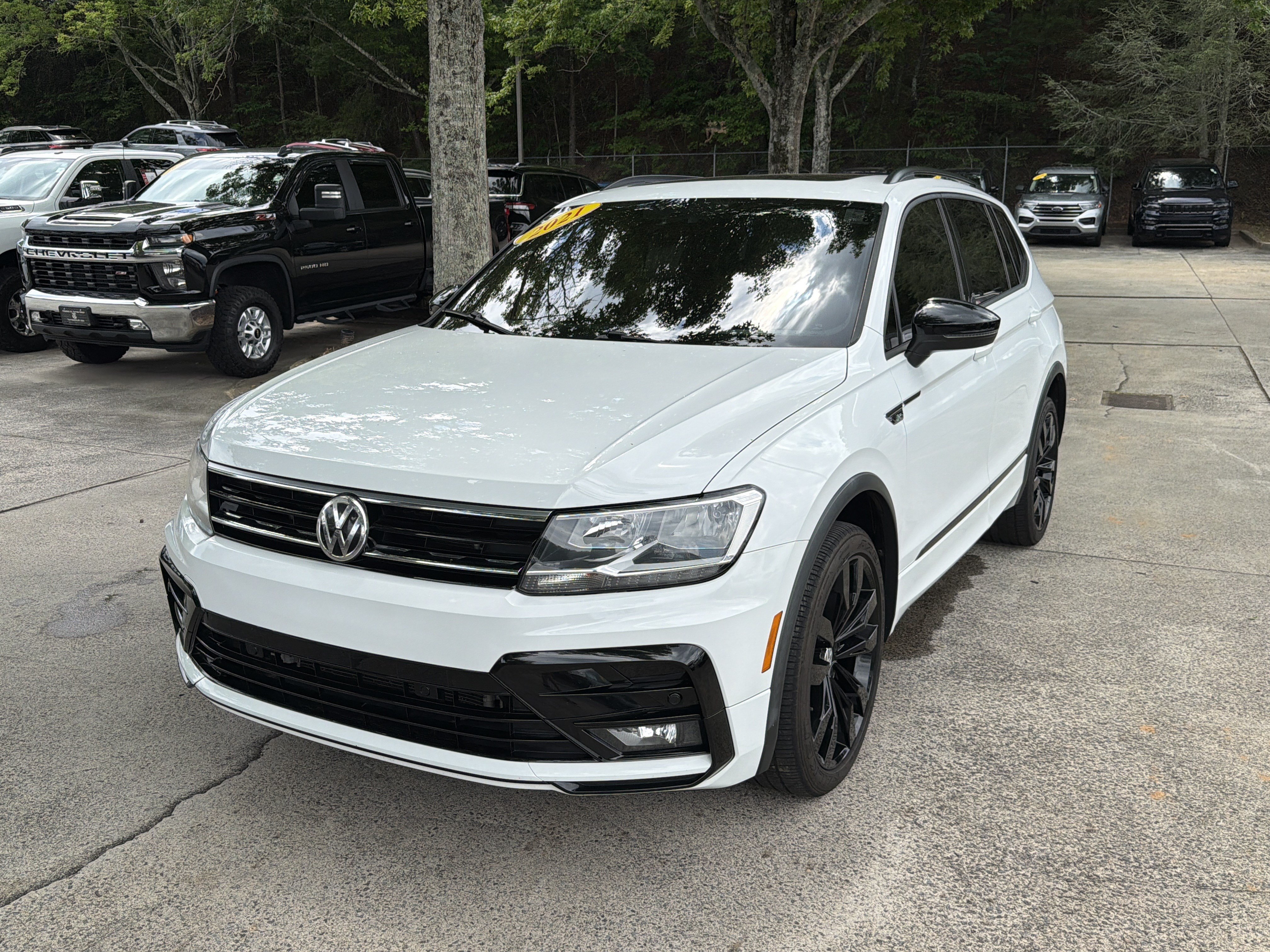 Used 2021 Pure White Volkswagen SE R-Line Black image 3