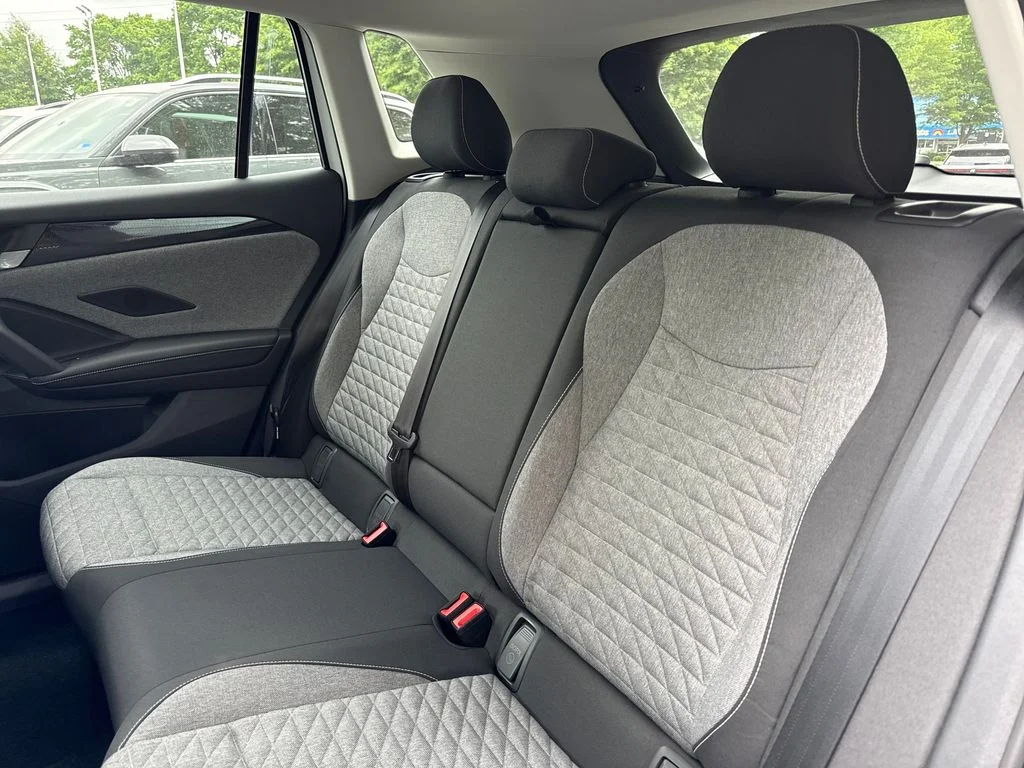 New 2026 Pure White Volkswagen S image 21