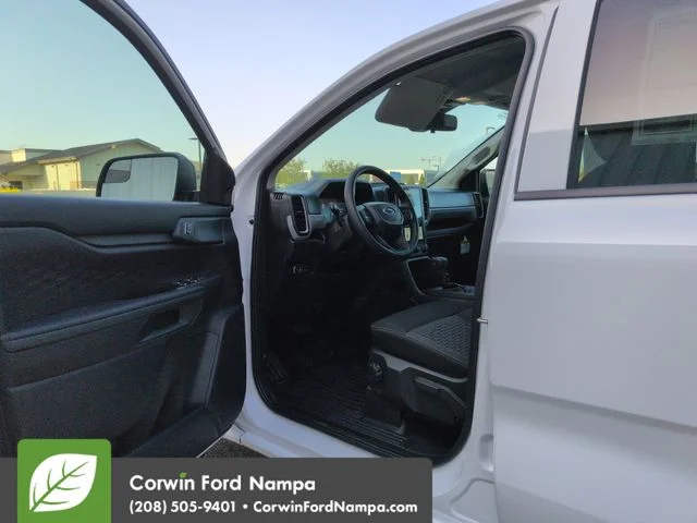 New 2026 Oxford White Ford XL image 9