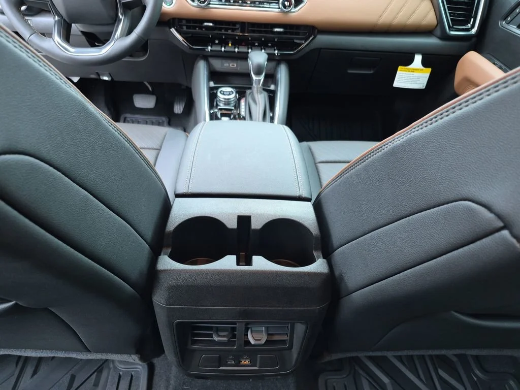 New 2026 Onyx Black GMC AT4 image 37