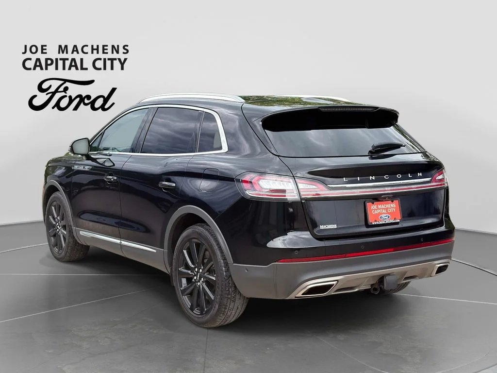 Used 2023 Black Lincoln Reserve image 7