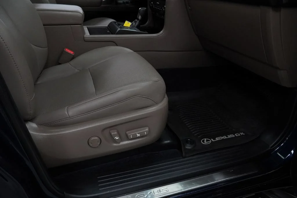 Used 2022 Blue Lexus Premium image 36