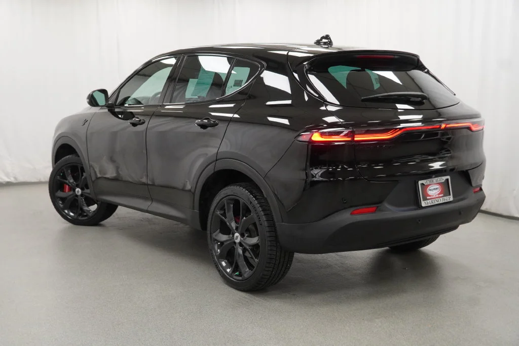 Used 2024  Dodge GT image 24