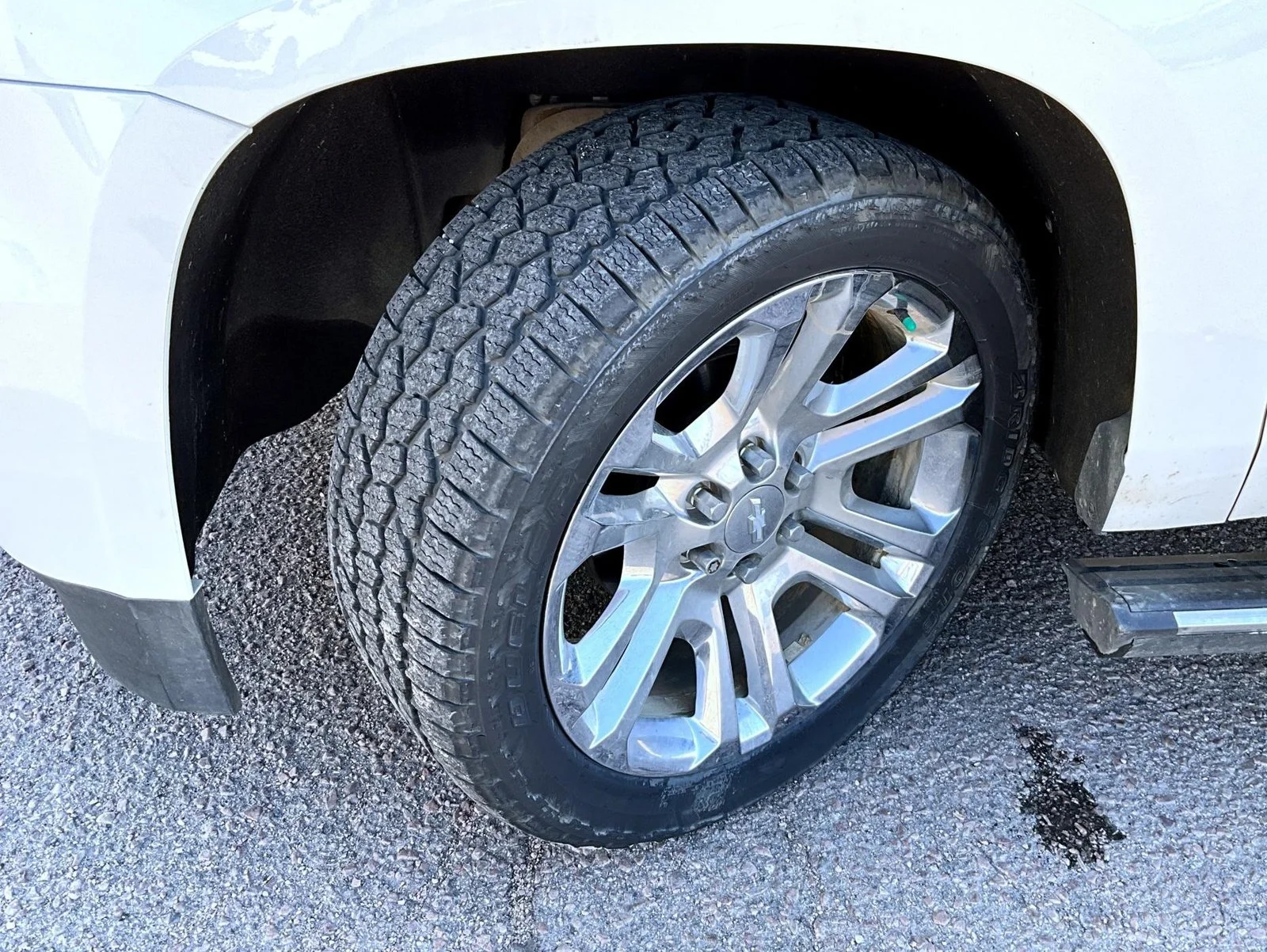Used 2019 Beige Chevrolet Premier image 26
