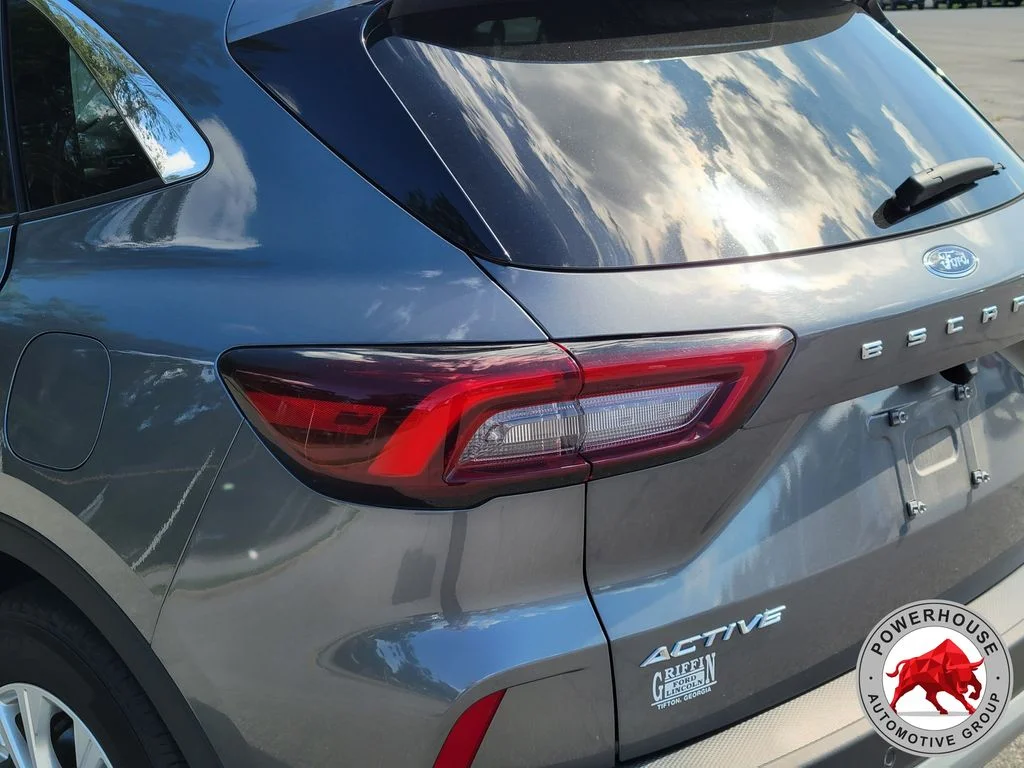 Used 2023 Gray Ford Active image 13