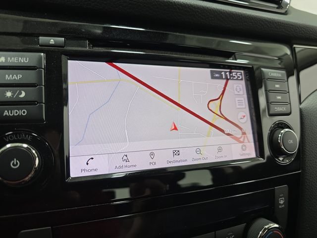 Used 2019 Red Nissan SL image 21