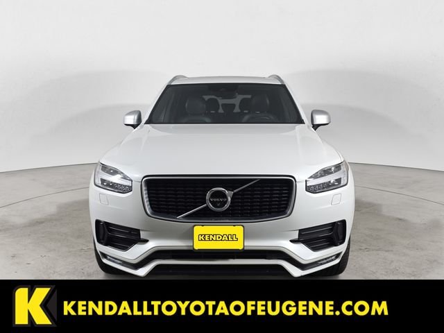 Used 2018 White Volvo T6 R-Design image 8