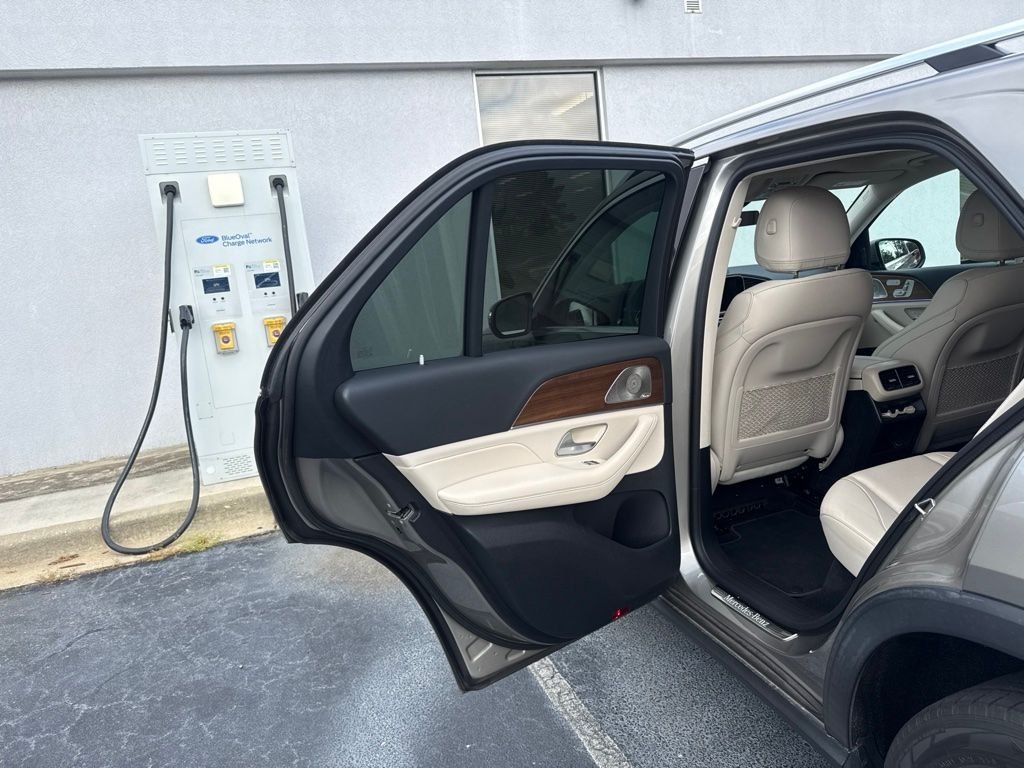 Used 2021 Silver Mercedes-Benz GLE 350 image 17
