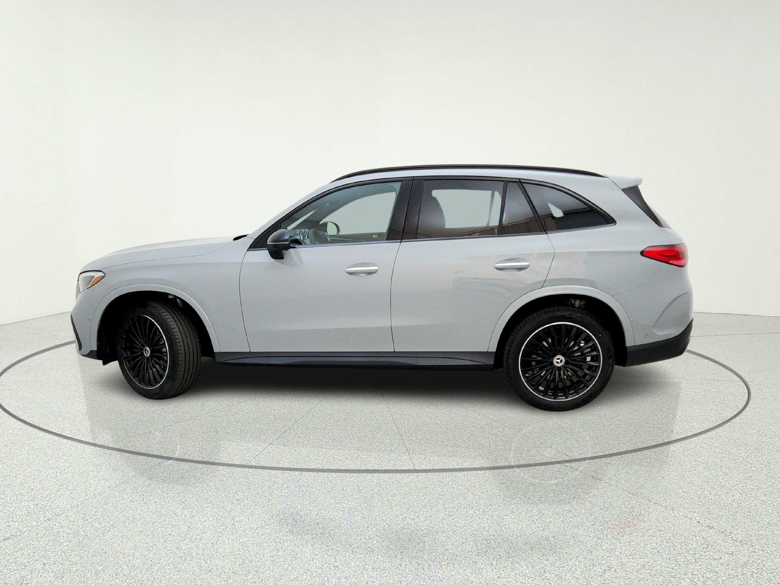 New 2026 MANUFAKTUR Alpine Grey Mercedes-Benz GLC 300 4MATIC® SUV image 14