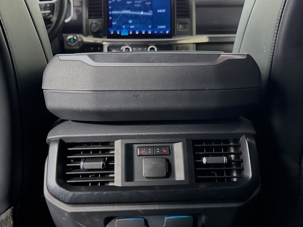2023 Ford F-150 Raptor - Photo 32