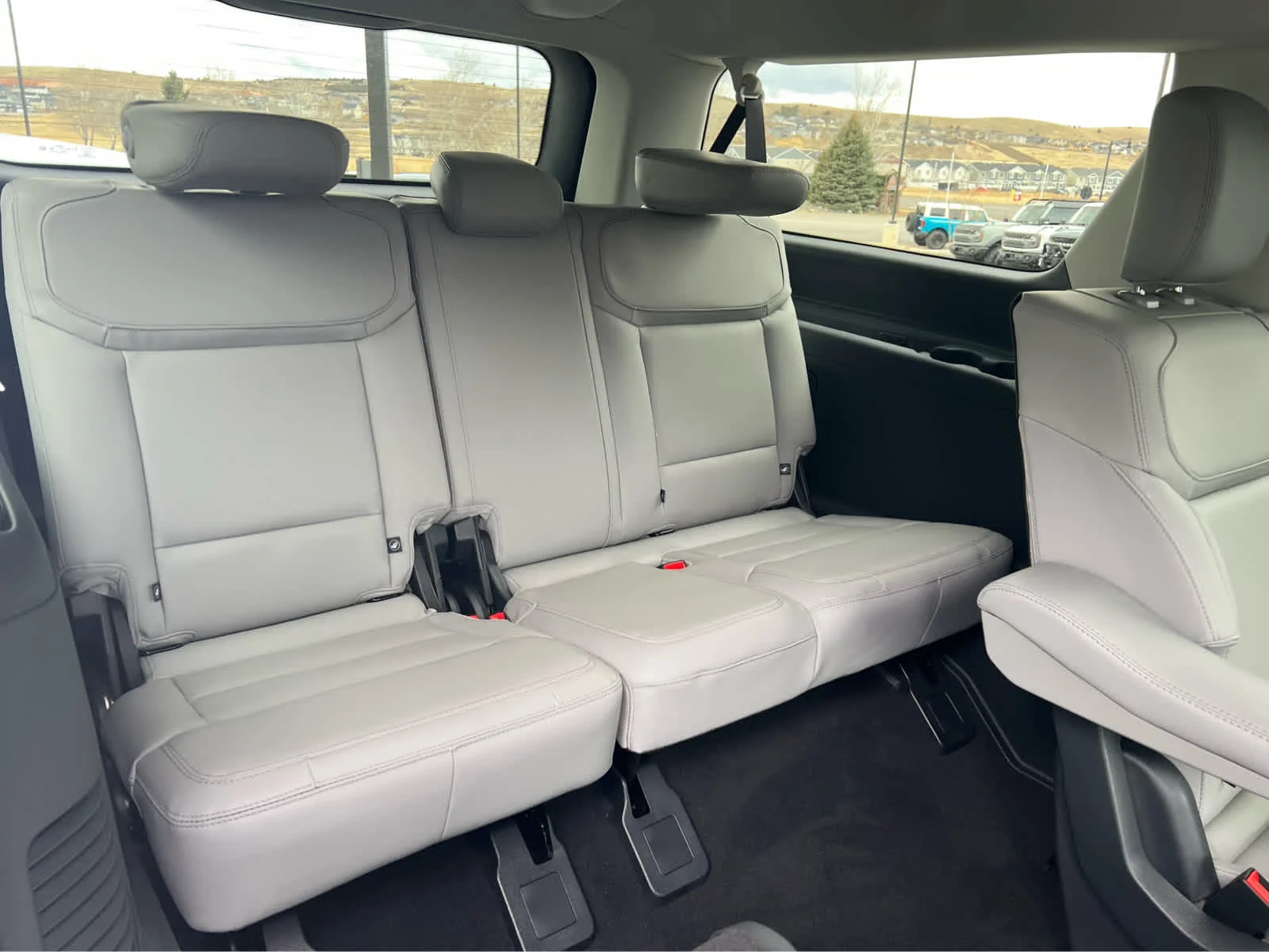 New 2026 Agate Black Metallic Ford MAX Active image 25