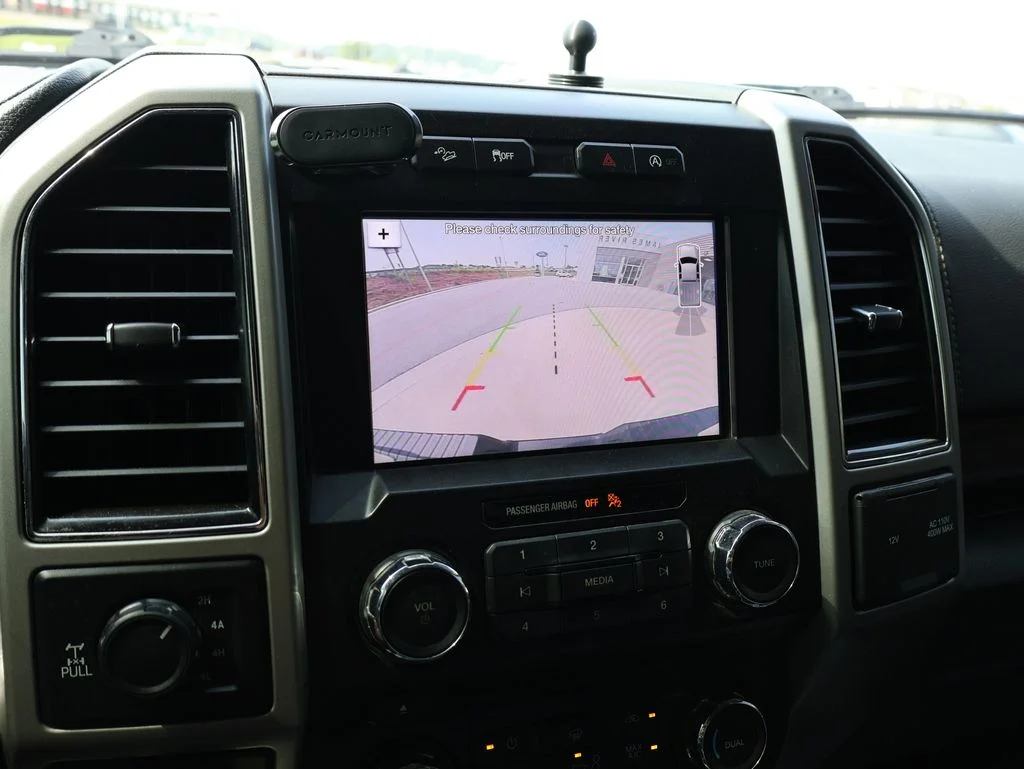 Used 2018 Magnetic Ford Lariat image 35