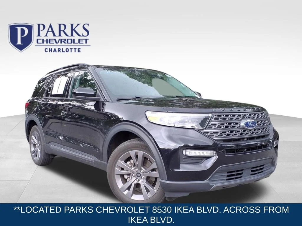 2023 Ford Explorer XLT 4WD's photo