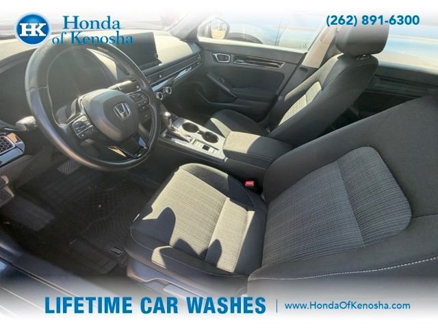 Used 2022  Honda EX image 5