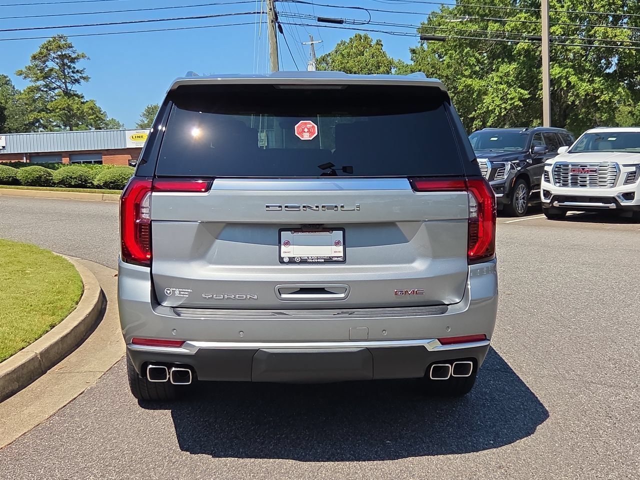 2026 GMC Yukon XL Denali - Photo 7
