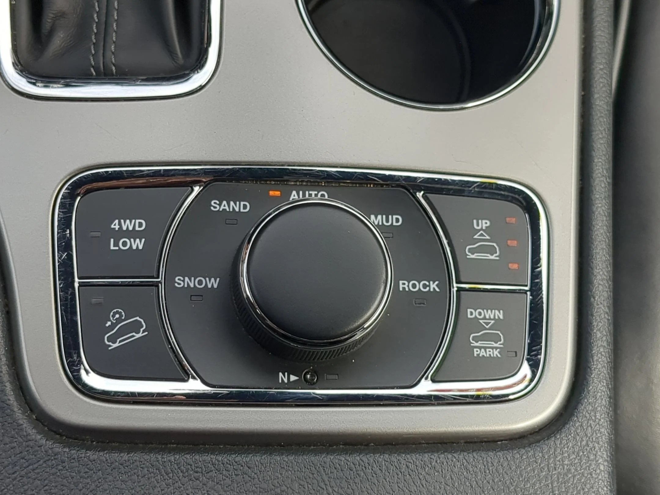 Used 2020 Bright White Clearcoat Jeep Overland image 23