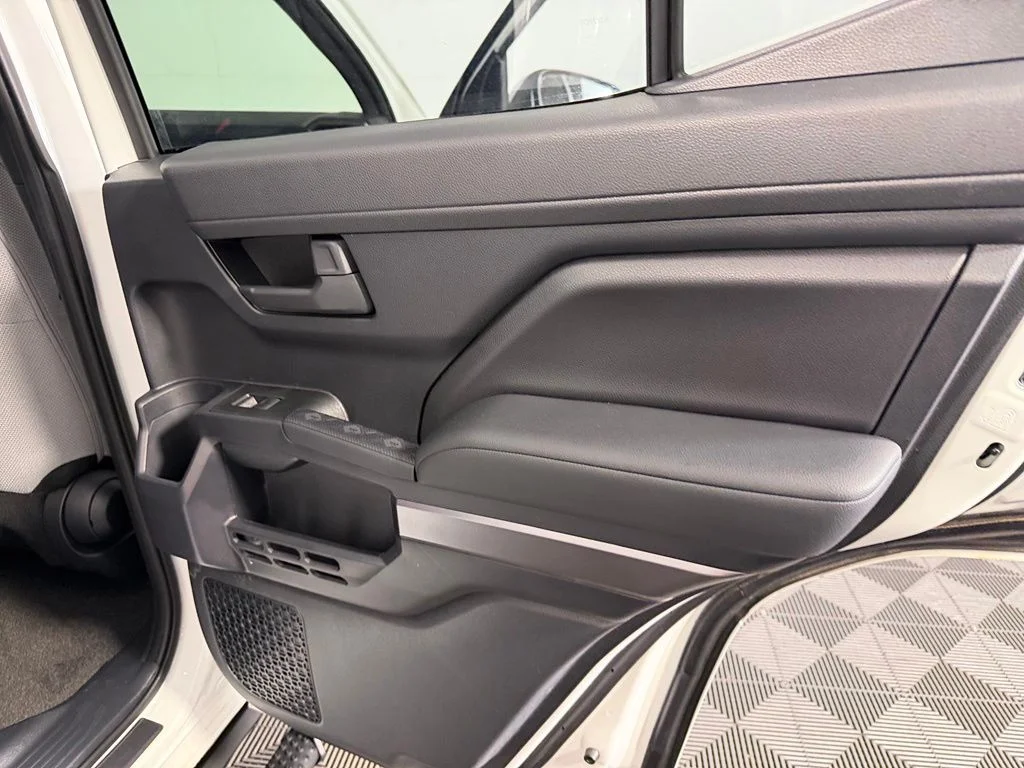 Used 2025 Wind Chill Pearl Toyota TRD Sport image 32