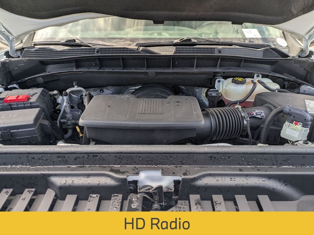 Used 2019 White GMC SLE image 14