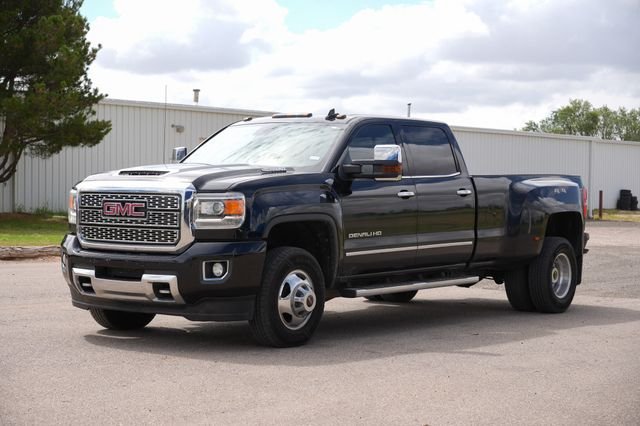 Used 2018 Black GMC Denali image 7
