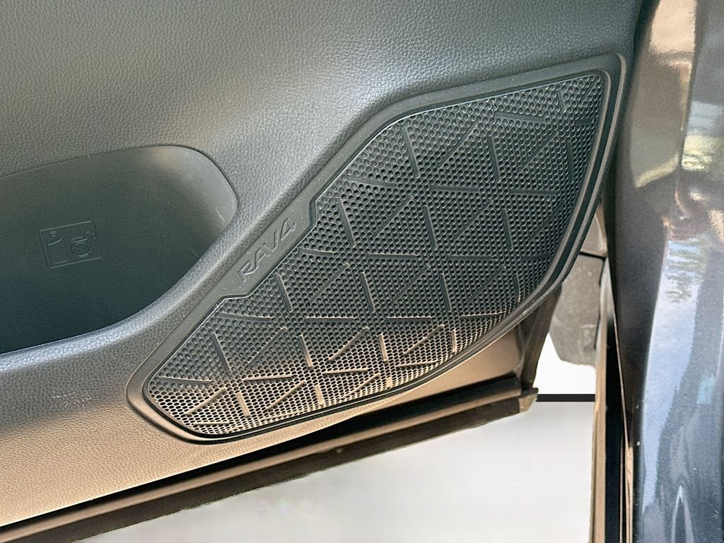 Used 2019 Gray Toyota Limited image 19
