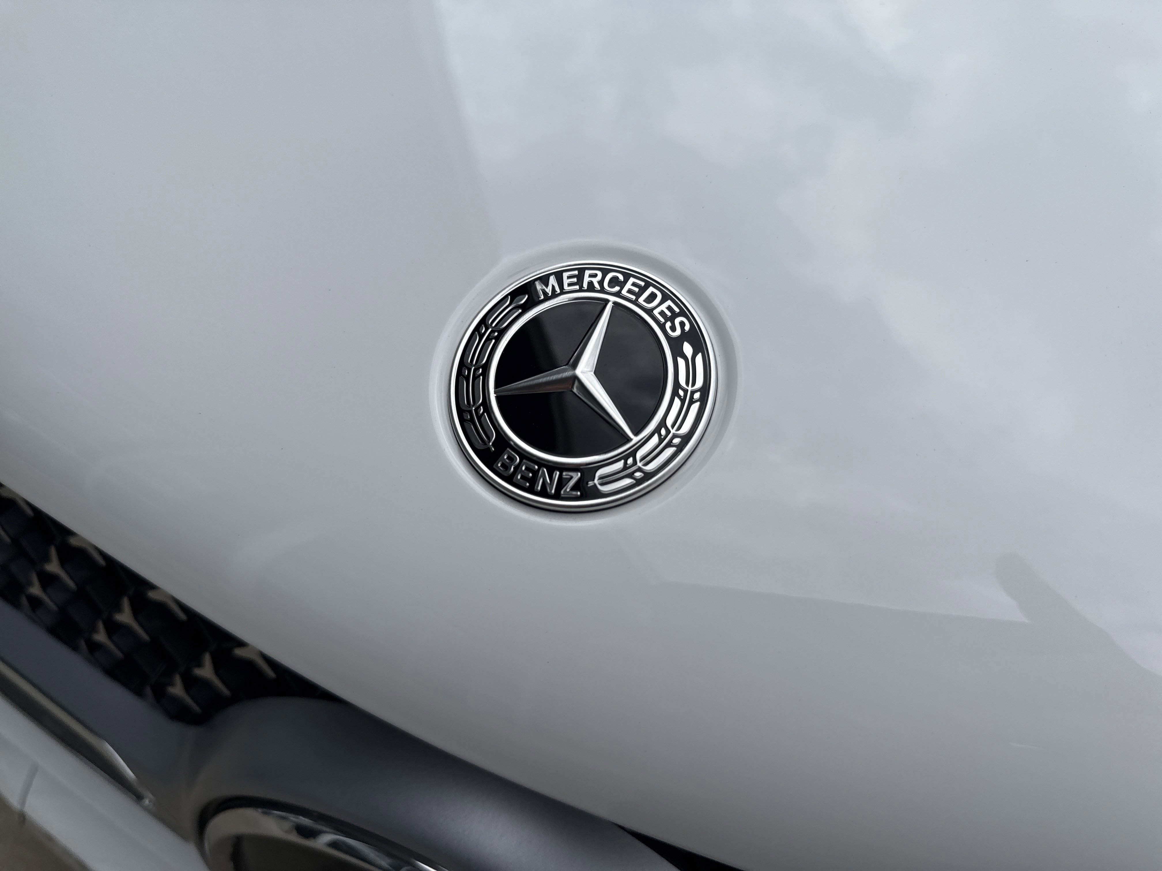 Certified Used 2026 Polar White Mercedes-Benz GLE 450 image 11