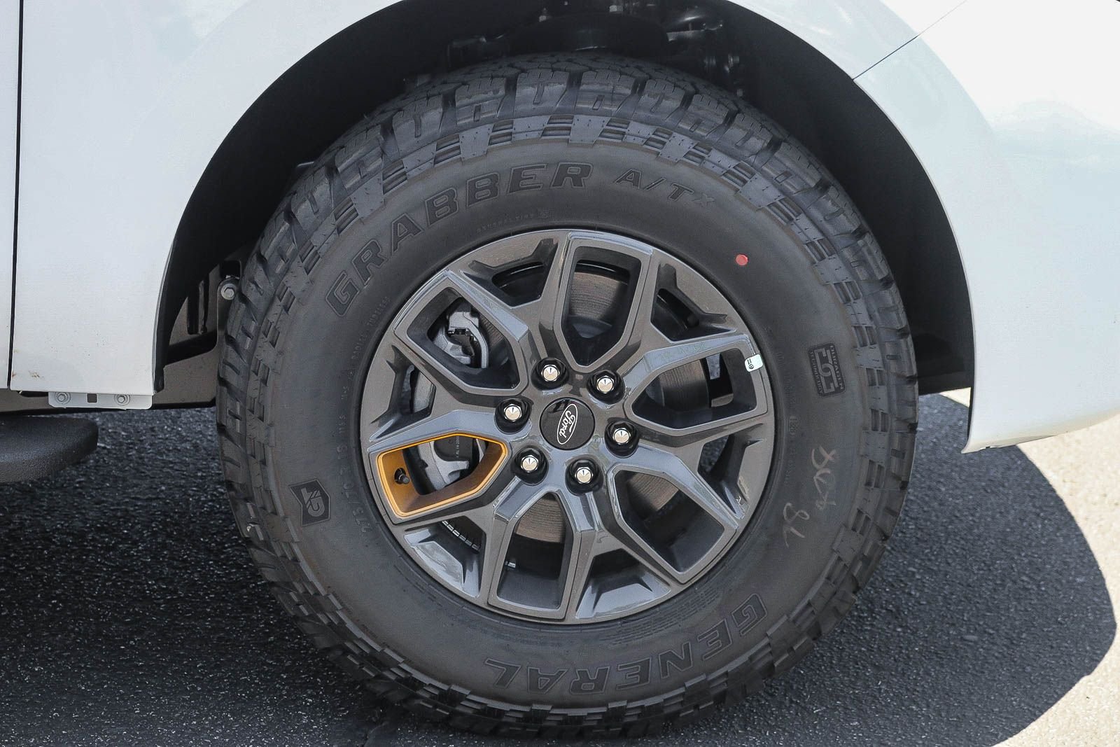 New 2026 Star White Metallic Tri-Coat Ford Tremor® image 14