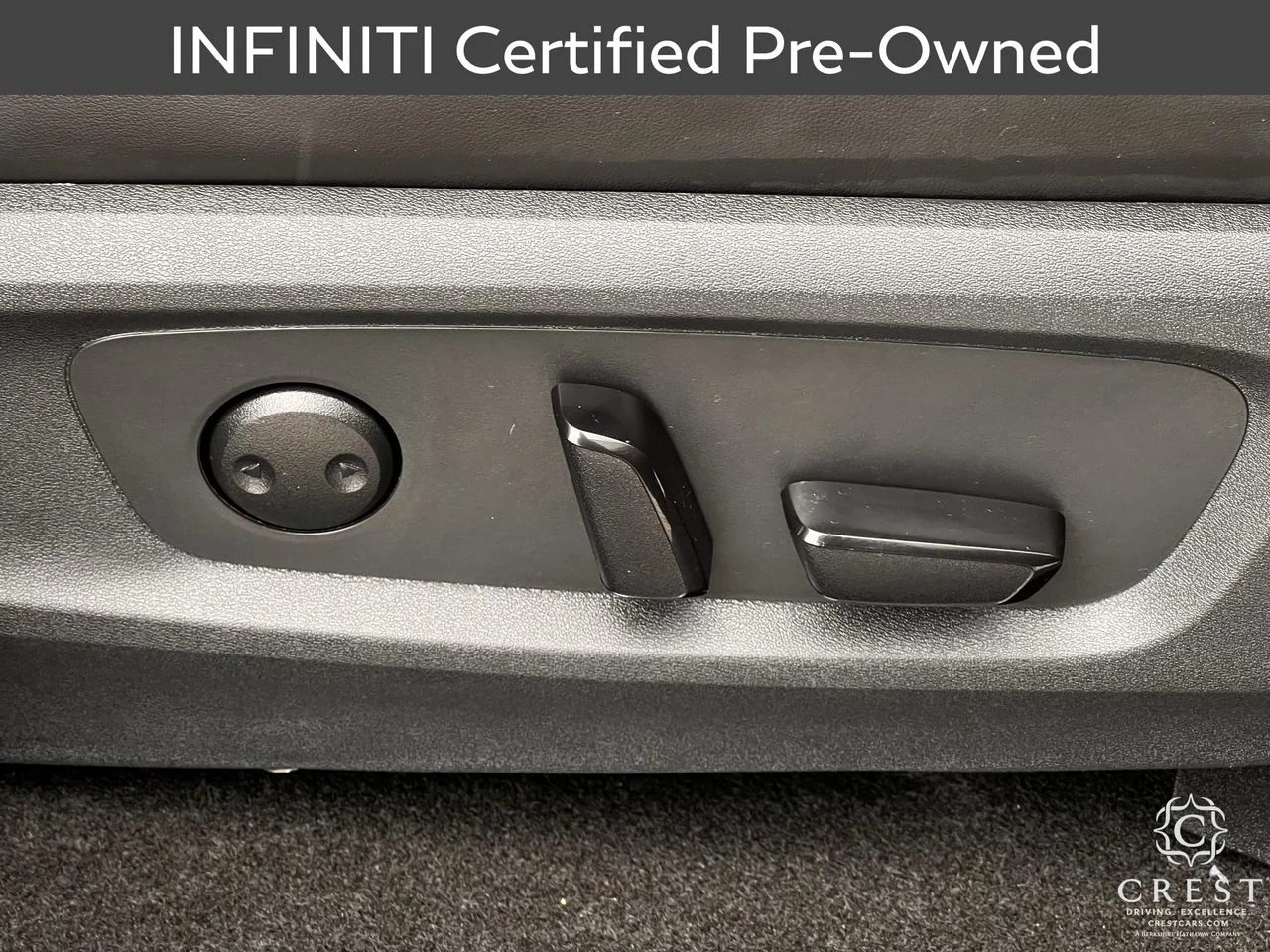 Certified Used 2025 Mineral Black INFINITI LUXE image 27
