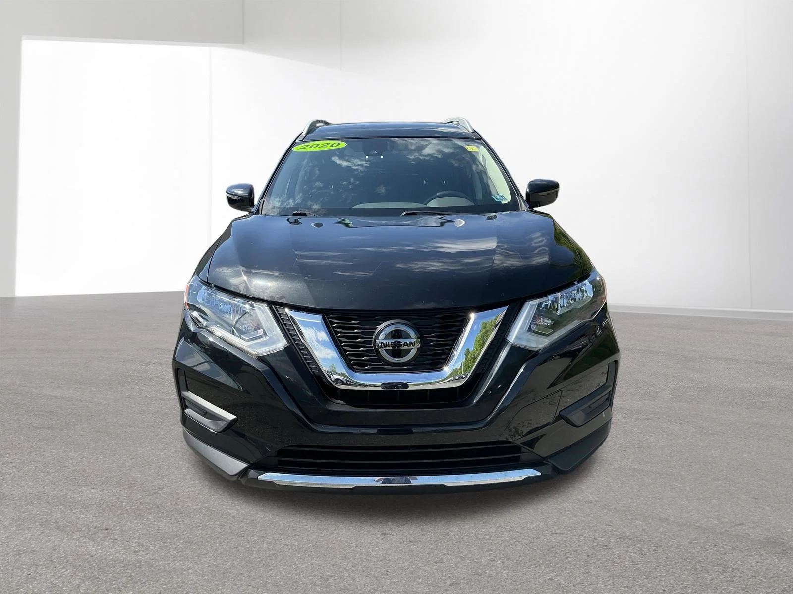 Used 2020 Magnetic Black Pearl Nissan SV image 8