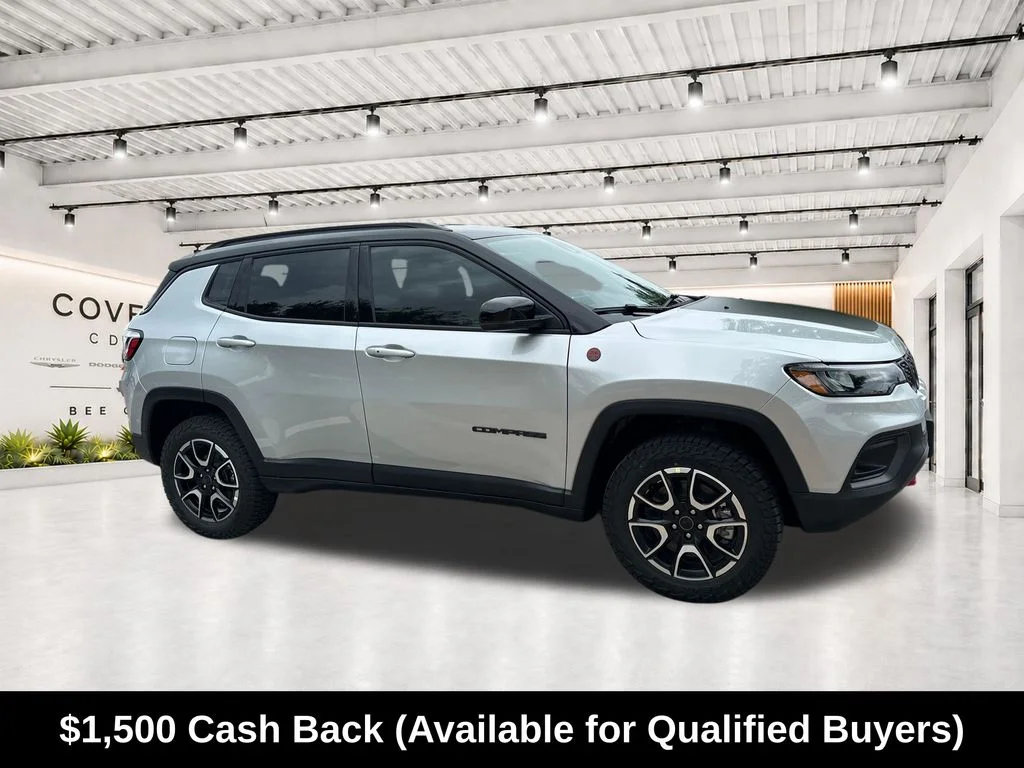 New 2026 Silver Zynith Metallic Clear-Coat Exterior Paint Jeep Trailhawk image 13