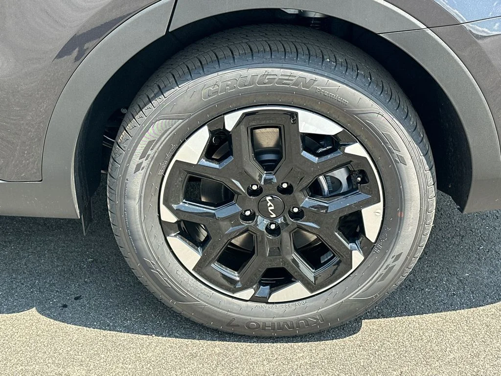 New 2026 Gray Kia S image 19