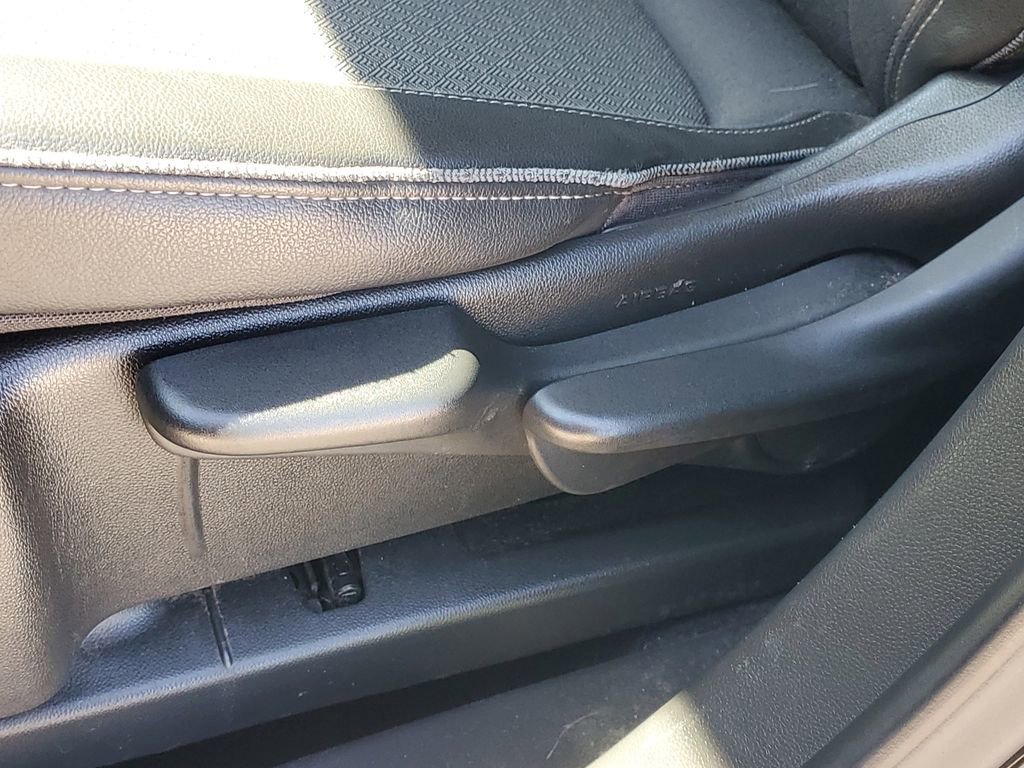 Used 2024 Ebony Twilight Metallic Buick Preferred image 19
