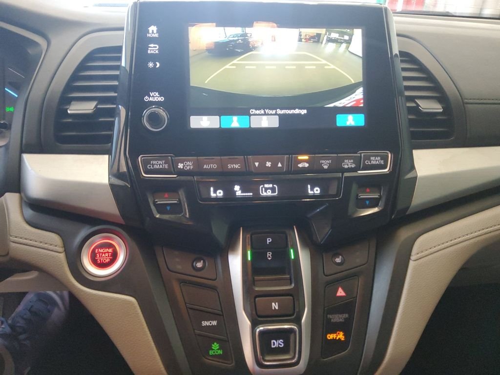Used 2019  Honda EX image 24
