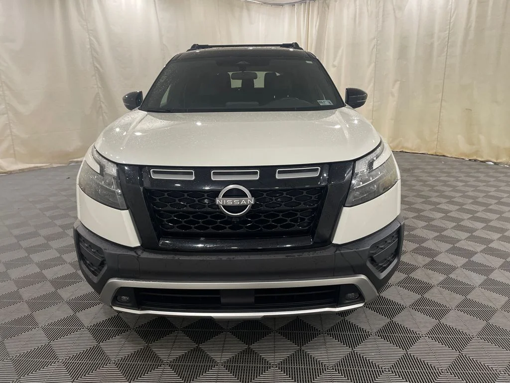 Used 2024 Pearl White Tricoat/Super Black Nissan Rock Creek image 2