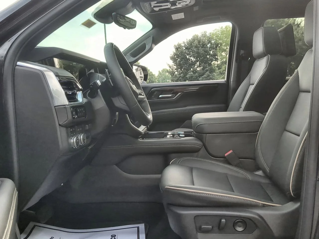 New 2026 Titanium Rush Metallic GMC Elevation image 20