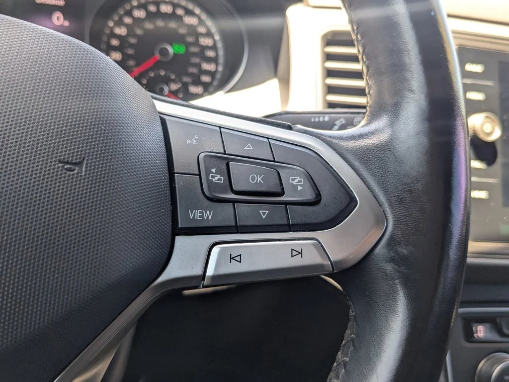 Used 2020  Volkswagen 3.6L V6 SE w/Technology image 22