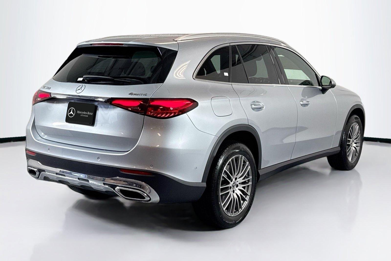 New 2026 Cirrus Silver Metallic Mercedes-Benz GLC 300 image 5