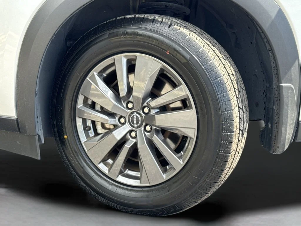 Used 2024 Silver Nissan S image 45