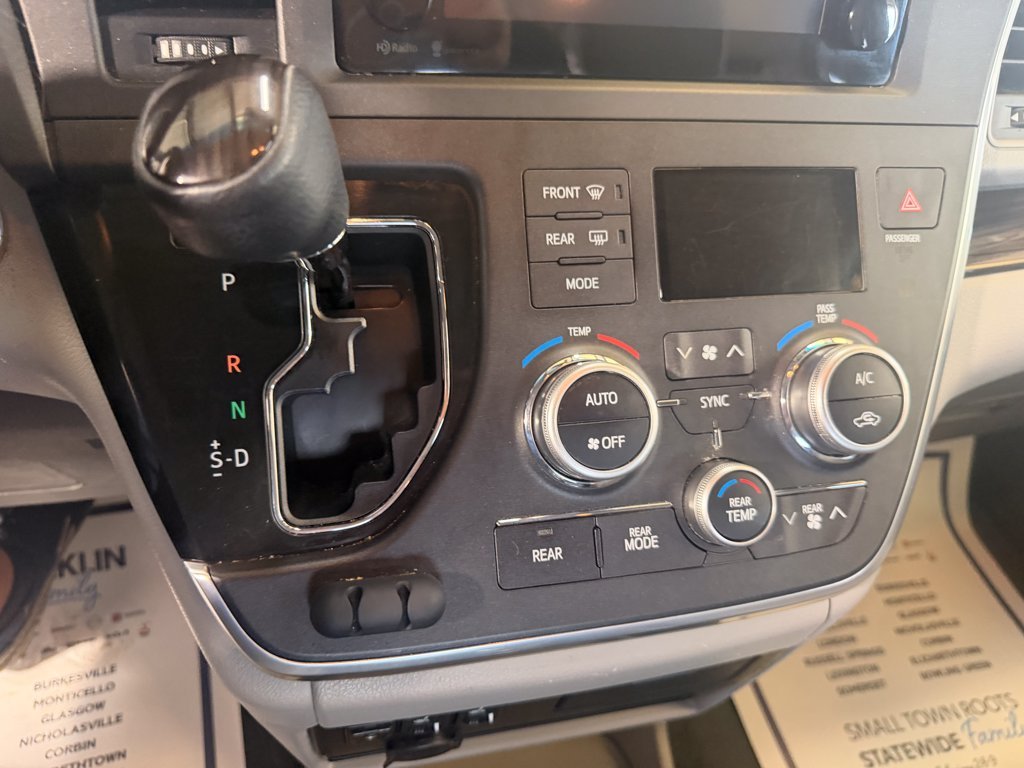 Used 2015 Gray Toyota XLE image 14