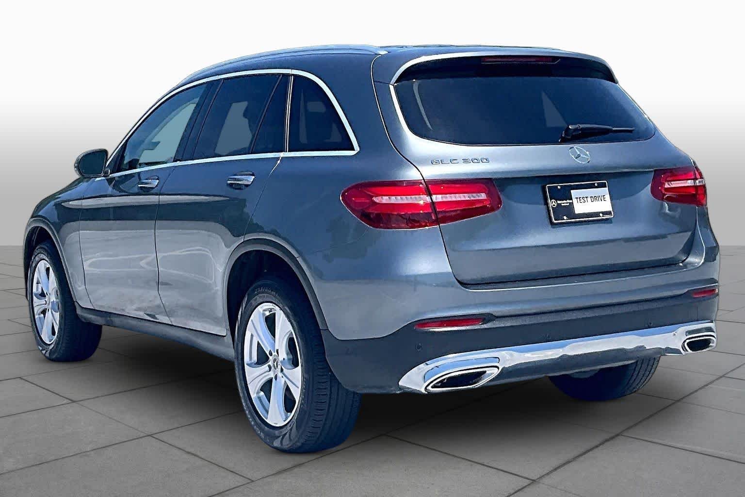 Used 2018 Selenite Grey Metallic Mercedes-Benz GLC 300 image 11