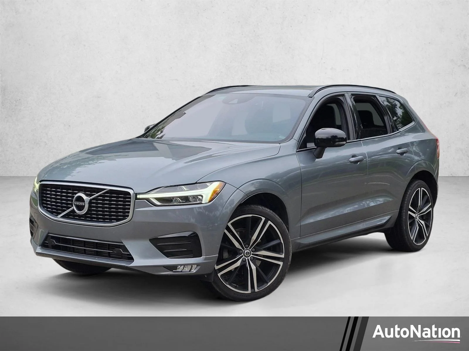 2020 Volvo XC60 T5 R-Design FWD's photo
