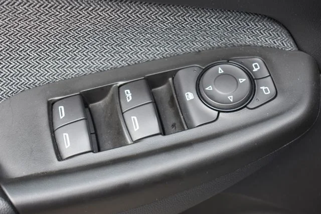 Used 2025 Gray Chevrolet LT image 10