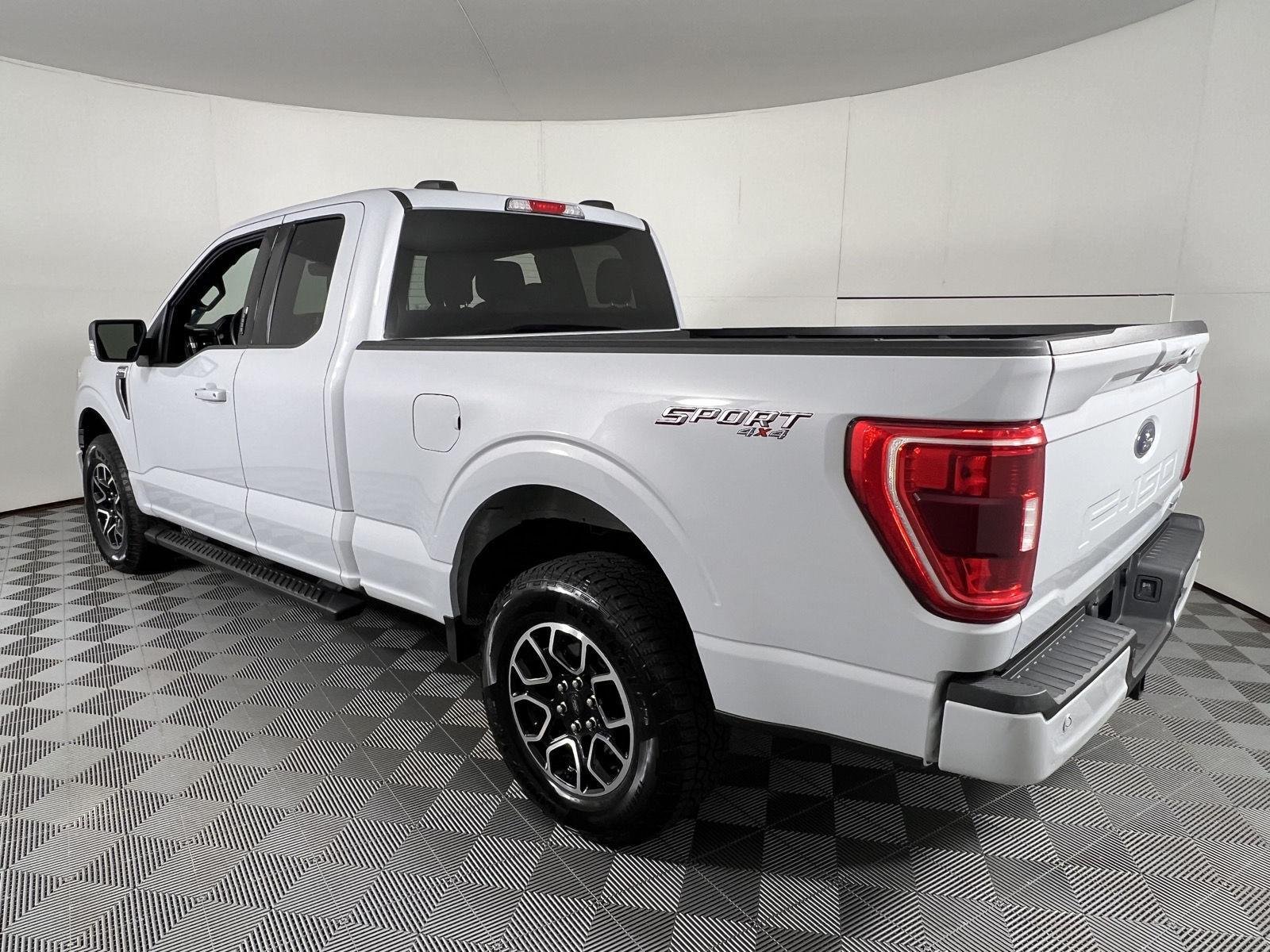 Used 2021 Space White Ford XLT image 8