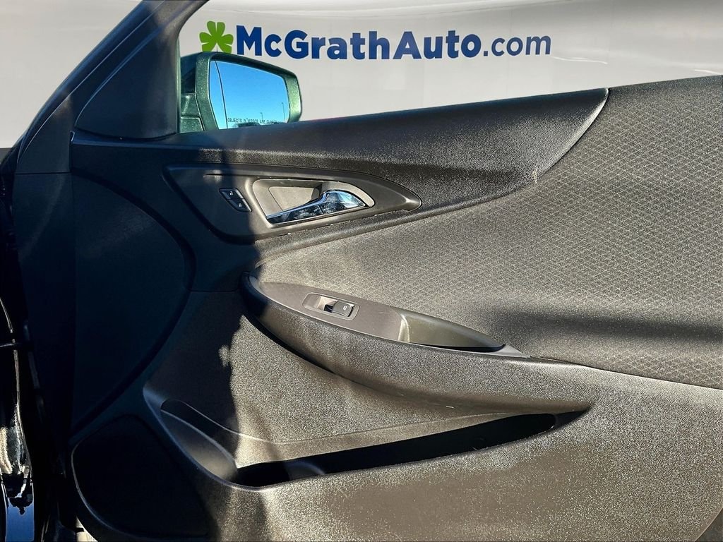 Used 2024 Black Chevrolet LT image 30