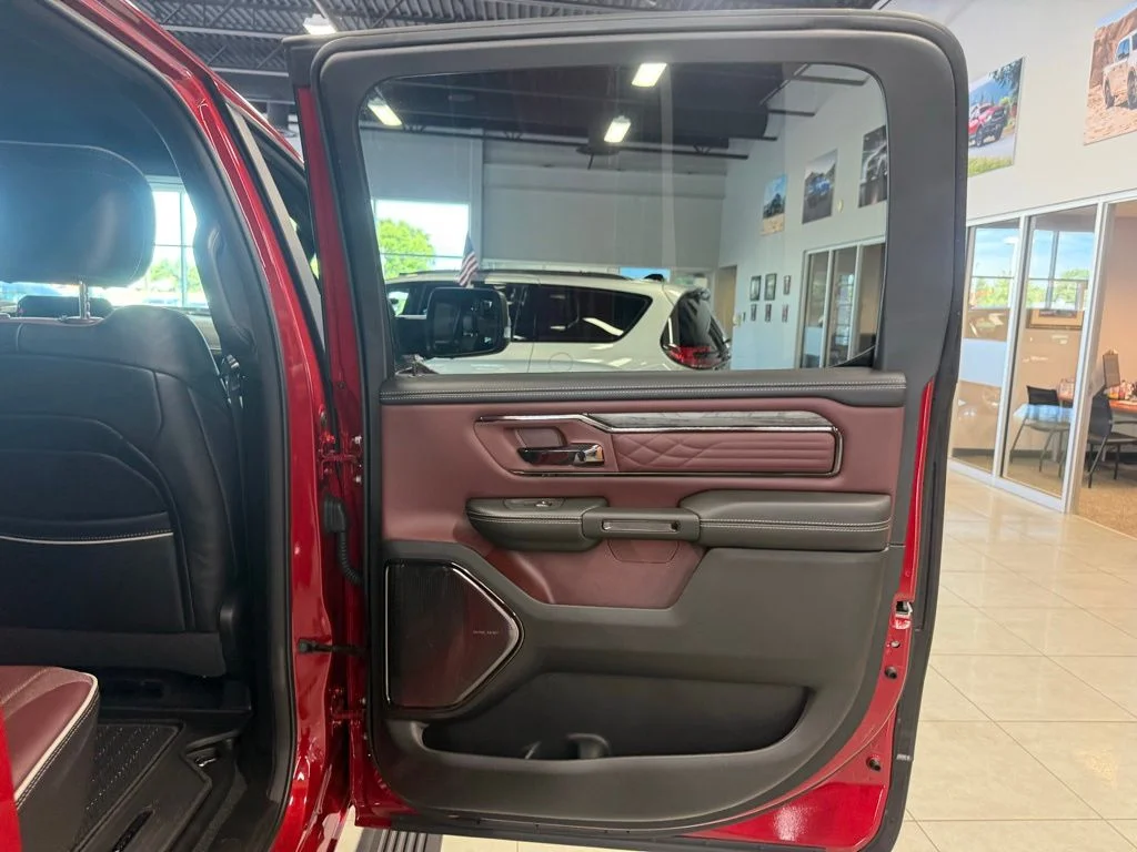 New 2026 Molten Red Pearl-Coat Exterior Paint RAM Limited image 58